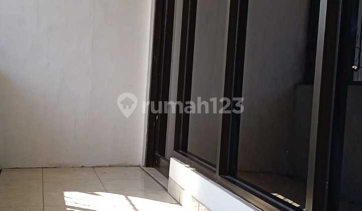 For Rent: Beteng Street Shop House 2