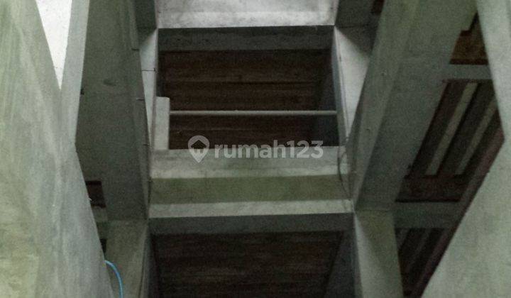 Dijual Rumah Bekas Sarang Walet  di Jl. Diponegoro, Kajen 2