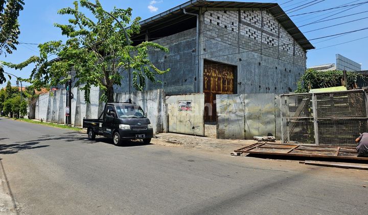 FOR SALE WAREHOUSE ON JL. KOKROSONO 2