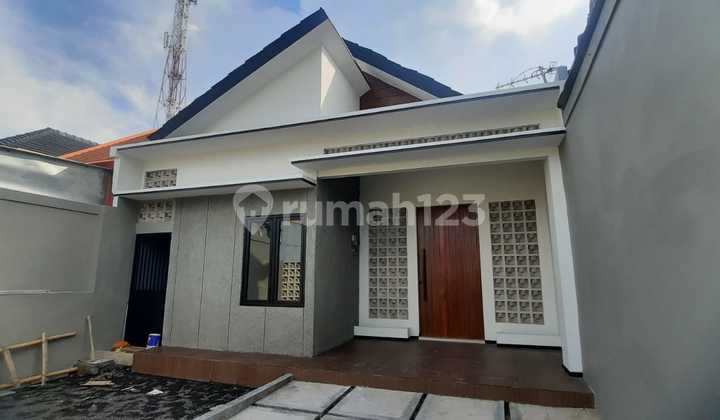 RUMAH BAGUS CANDI PENATARAN UTARA  2