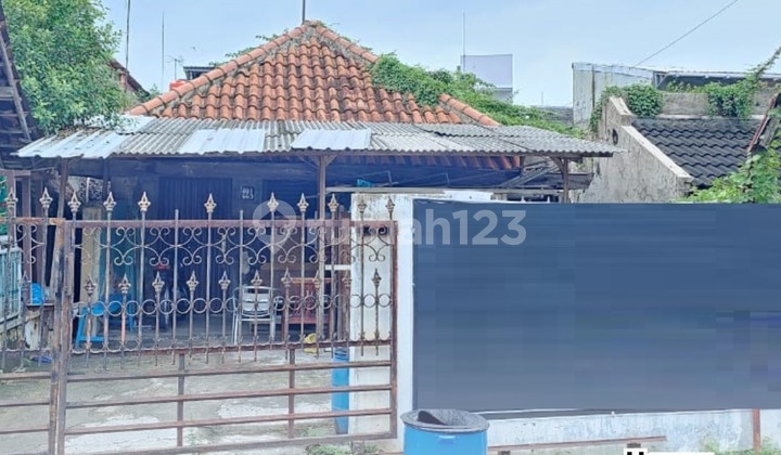 Rumah Lama Hitung Tanah Jl. Citarum 1