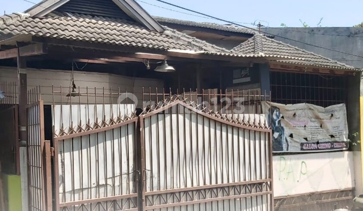 House in Puri Anjasmoro A House in Puri Anjasmoro A