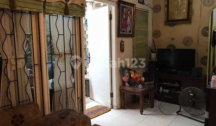 Dijual Rumah Perum Permata Woltermonginsidi Permai  2