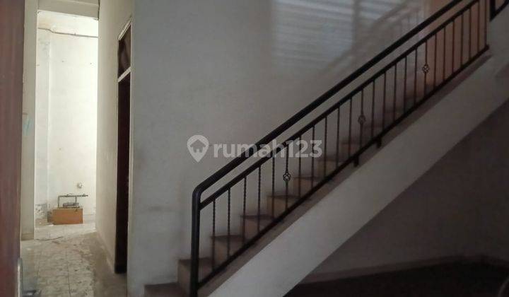 Dijual Ruko 3 Lantai Jl. Agus Salim  2