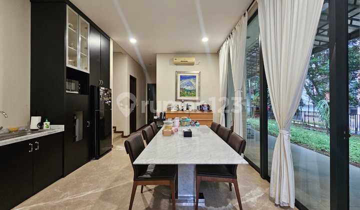 LUXURY SPEC HOUSE, STRATEGICALLY LOCATED, MOVE-IN READY IN LANCEWOOD NAVA PARK BSD 2