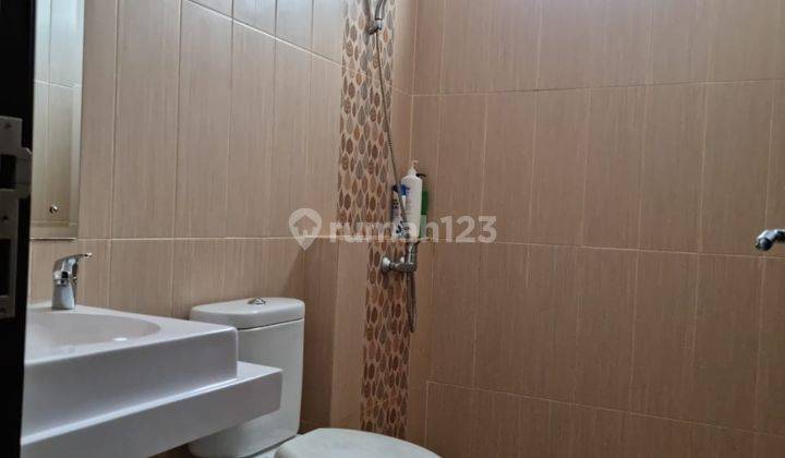 Rumah Full Renovated Bagus di BSD Avani 2