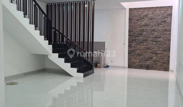 Rumah Baru Modern Minimalist di Alam Sutera Jelita 2