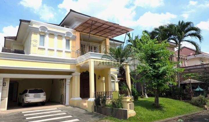 Rumah di The Green BSD Sudah Renovasi Ada Kolam Renang  1