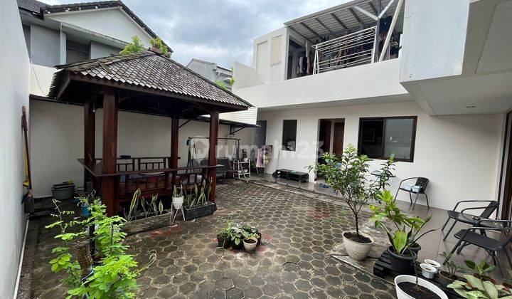 Rumah Halaman Luas Plus Gazebo di BSD The Green  1