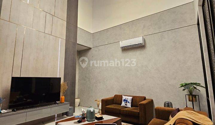 Rumah Baru Mewah 3 Lantai ada Rooftop di Alam Sutera  2