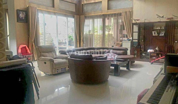 Rumah Hoek Banci Ngantong di BSD De Latinos 2