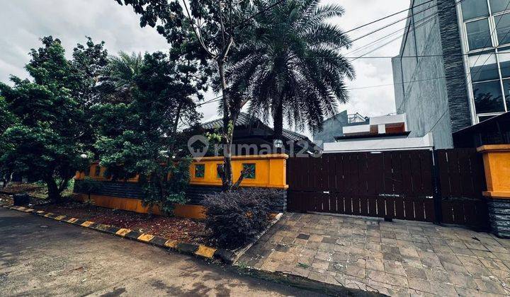 Rumah Cocok Untuk Tempat Usaha di Graha Raya Bintaro  1