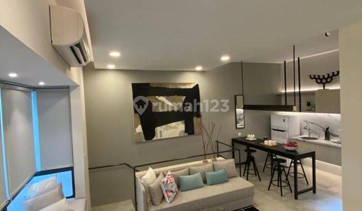 Smart Home Minimalist Modern di BSD Tabebuya Impresahaus  2