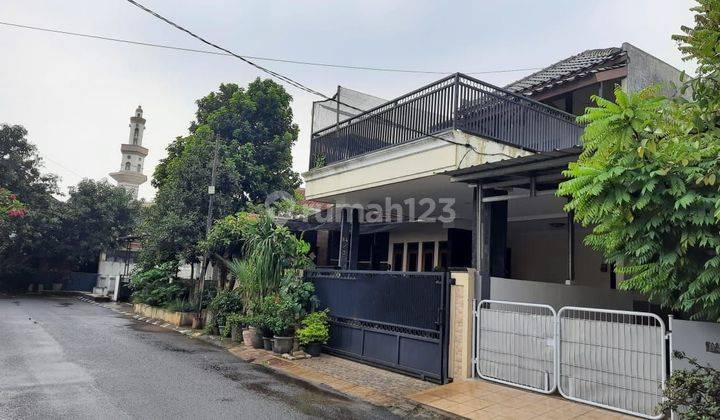 Rumah Jual Cepat 2 Lantai Terawat di Graha Raya Bintaro  1