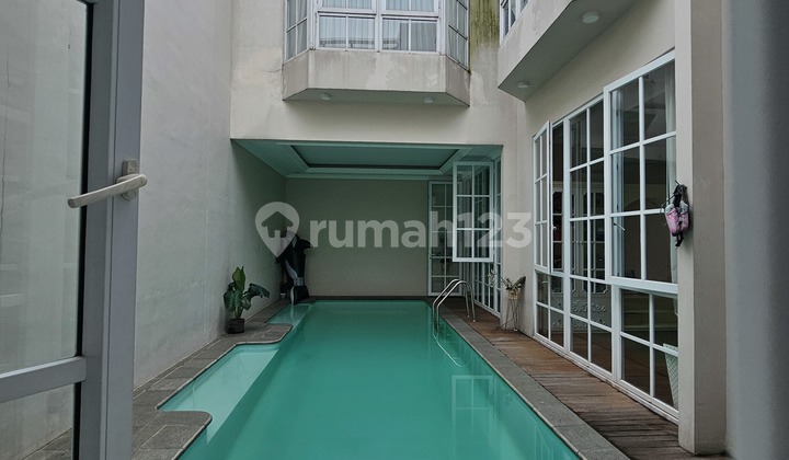 RUMAH MEWAH LOKASI STRATEGIS SIAP HUNI DI CLUSTER LANCEWOOD