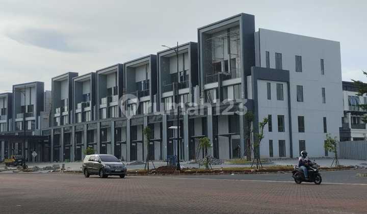 Ruko Hudson Studio Loft in Gading Serpong, 3 Floors Ready to Use