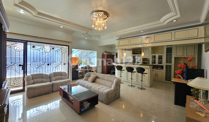 Rumah Mewah di Bsd Giri Loka 2 Lantai SHM Semi Furnish Siap Huni