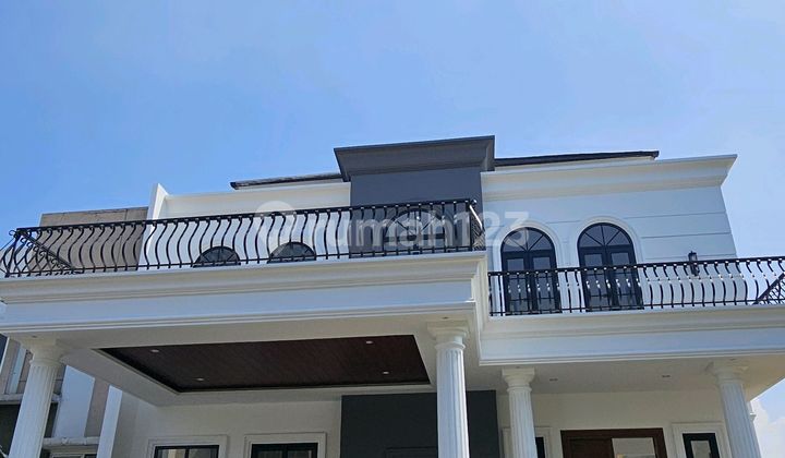 New American Classic Luxury House At The Icon Bsd City