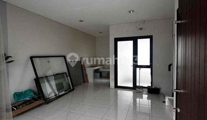 Ready to Occupy 2-Story House in Asri Delatinos Housing, BSD City Ready to Occupy 2-Story House in Asri Delatinos Housing, BSD City