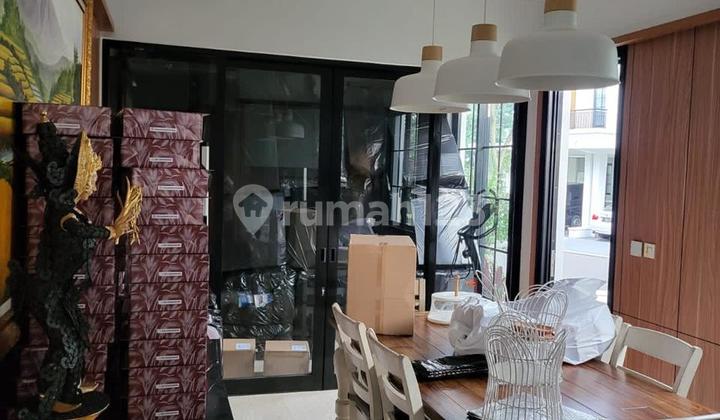RUMAH CANTIK DESIGN MODERN DI ALAM SUTERA 3 LANTAI FULL FURNISH 2