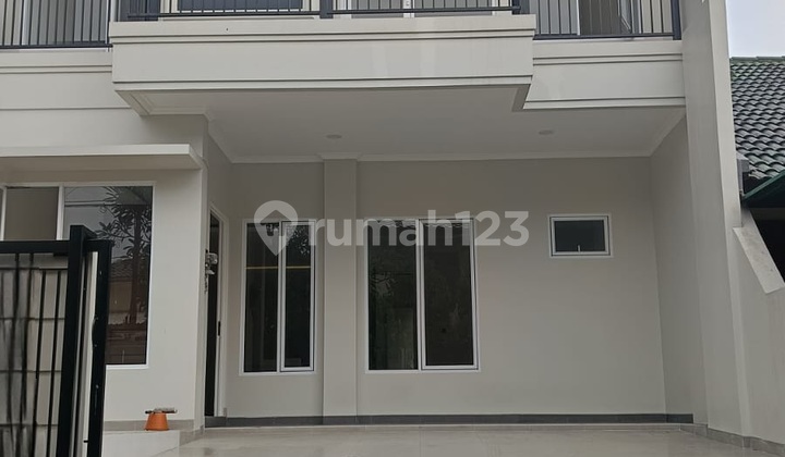Rumah Baru Modern Bagus Design Mandiri Row Jalan Lebar Di Griya Loka Bsd City 2