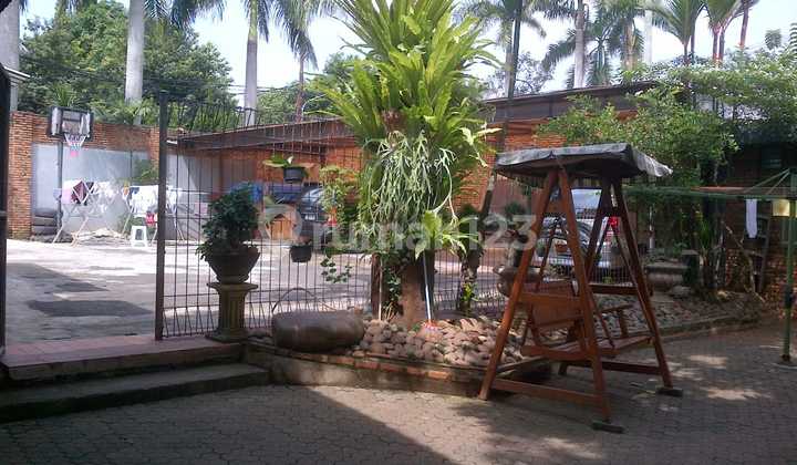 Rumah Cocok untuk Buka Usaha / untuk Komersil Dibikin Cluster di Kebagusan Pasar Minggu Jakarta Selatan Rumah Cocok untuk Buka Usaha / untuk Komersil Dibikin Cluster di Kebagusan Pasar Minggu Jakarta Selatan