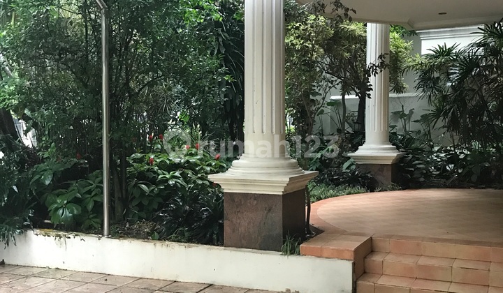 Rumah Lingkungan Asri BSD Taman Giri Loka 2