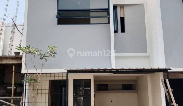 Rumah 2 Lantai Baru di Sawangan, Kota Depok 1