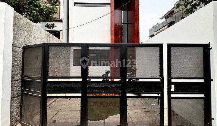 Rumah 2 Lantai Baru di Cipayung Jakarta Timur 1