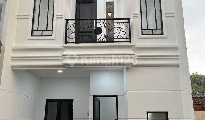 Rumah American Clasic Di Kramat Jati 10 Menit Ke Tb Simatupang