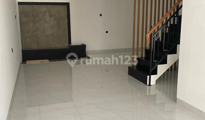 Nice House in Tanah Baru Depok Near Kukusan Toll and Station 2