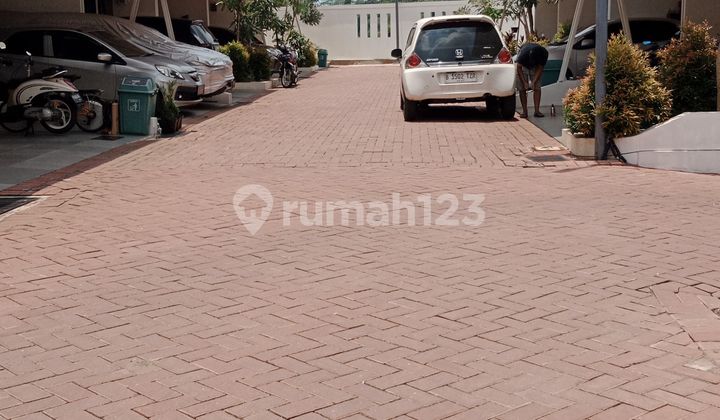 Rumah Bagus 2 Lantai Plus Rooftop Bonus Ac Di Cilangkap Dekat Tol 2