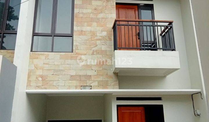 Rumah 2 Lantai Baru SHM Dekat UNPAM Pamulang  1