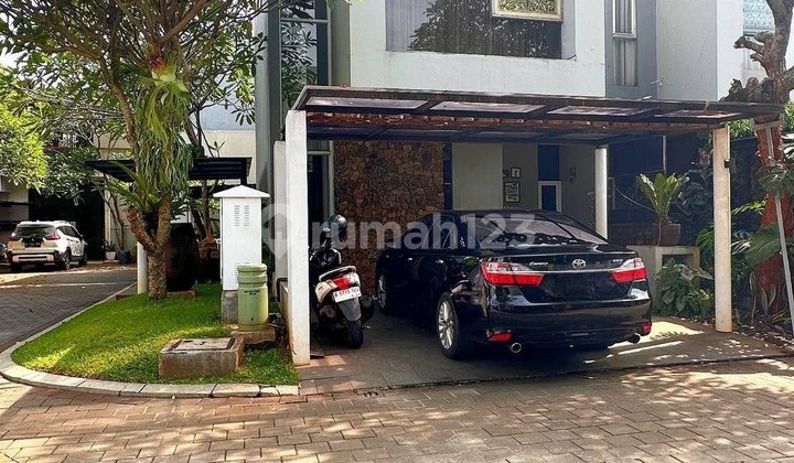 Rumah Bagus Posisi Hook Fully Furnished Dekat Tol Di Cipayung 2