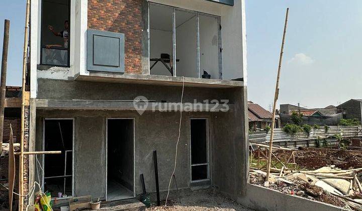 Rumah 2 Lantai Di Cibubur Kec Ciracas Jakarta Timur 1