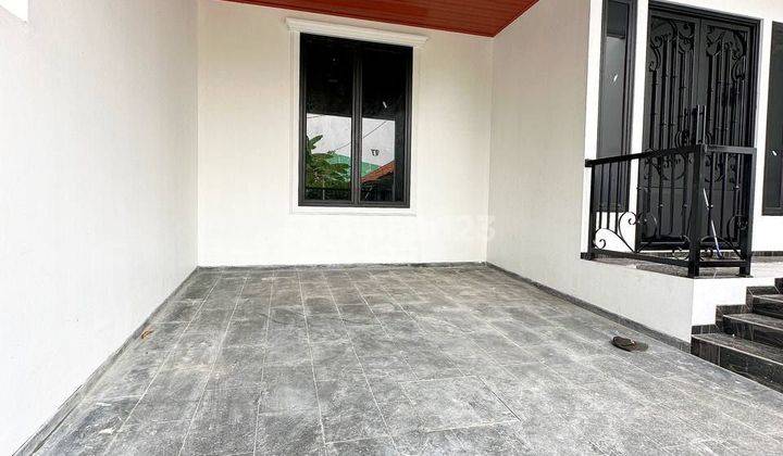 Rumah 2 Lantai Baru Shm Plus Rooftop Di Kalisari Pasar Rebo  2