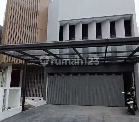 Dijual Rumah 2 Lantai Cantik Xandari Summarecon Bandung