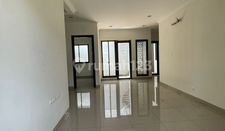 For Sale Rumah Chyntia Summarecon Bandung SHM