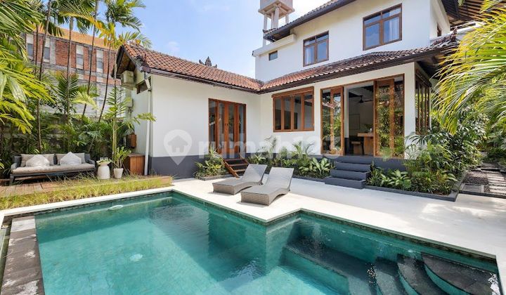 For Sale 3 Bedroom Villa in Petitenget.