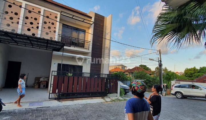 Rumah Minimalis Modern di Kebo Iwa Utara Denpasar 3