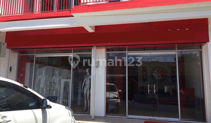 For Sale: 3-Story Building in Semer Kerobokan For Sale: 3-Story Building in Semer Kerobokan