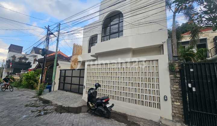 Brand New Modern Mediterranean Villa In Semer Near Umalas