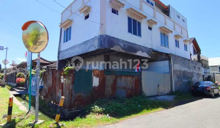 For Sale 3-Story Shop House On Hook Jln.muding Indah