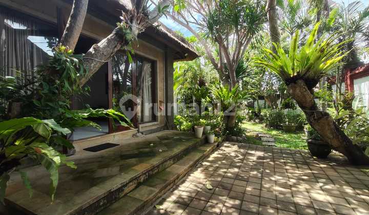 Dijual Cepat! Villa Lokasi Strategis, 5 Menit Ke Pantai Sanur Dijual Cepat! Villa Lokasi Strategis, 5 Menit Ke Pantai Sanur