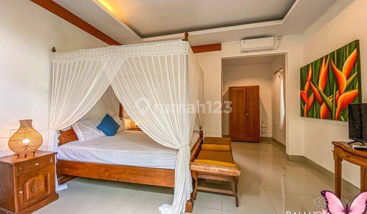 Villa For Sale Banjar Semer Kerobokan Badung Bali  2