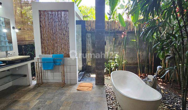 Over Lease Villa At Berawa Canggu 5 Mins Ride To Berawa Beach 2