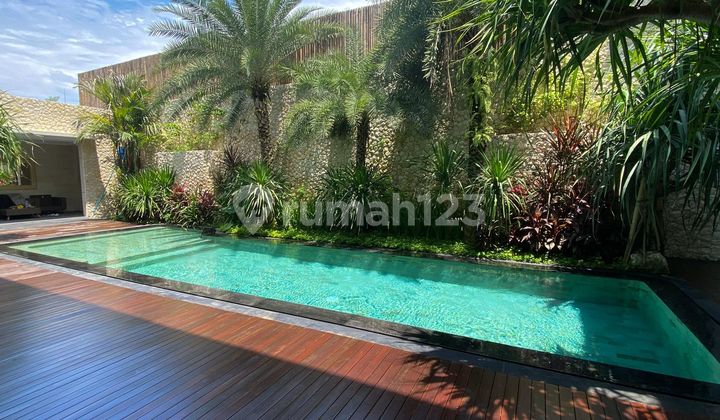 For Sale Brand New Fully Furnished Villa in Bumbak Umalas Kerobokan