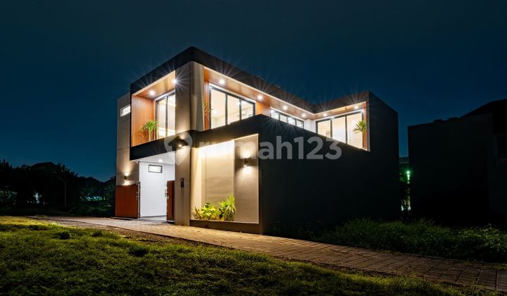 For Sale: Luxurious Modern Villa In Berawa, Canggu