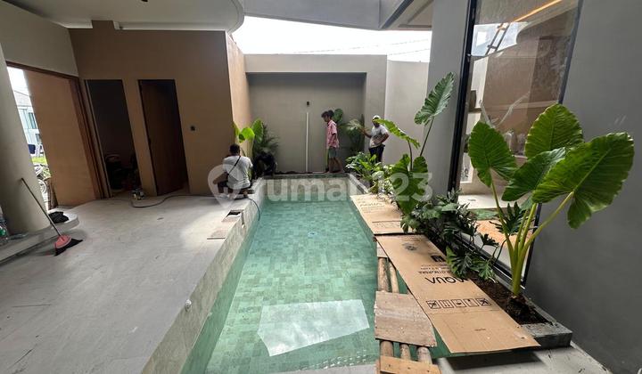 Three Bedroom Luxury Villa With Pool And Jacuzzi At Canggu