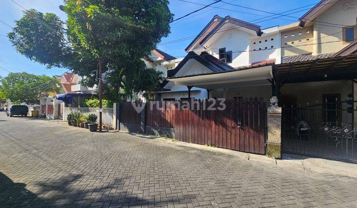 Dijual Rumah Lantai 2 Lokasi Di Mertanadi  1